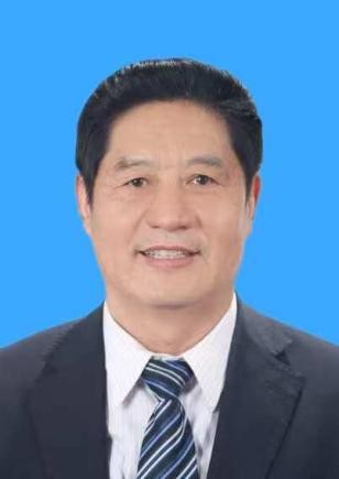 侯国文